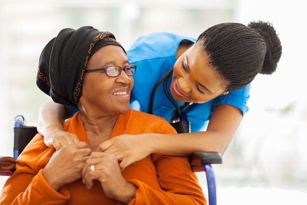 Nurse-care-for-elderly
